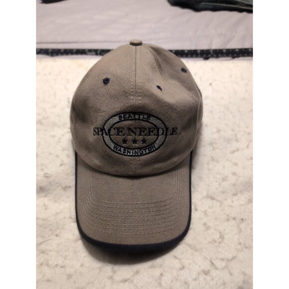 Seattle Space Needle Men's Strapback Hat Adjustable Embroidered - Picture 1 of 8